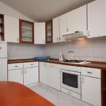 With Parking Space - 6791 Apartman