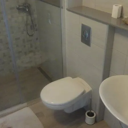 With Parking Space - 6791 Apartman *