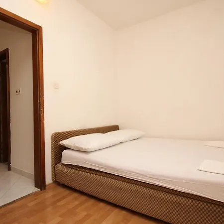 With Parking Space - 6791 Makarska