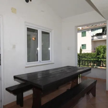 Apartment With Parking Space - 6791 *