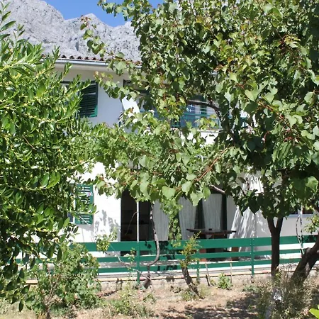 Apartment With Parking Space - 6791 Makarska